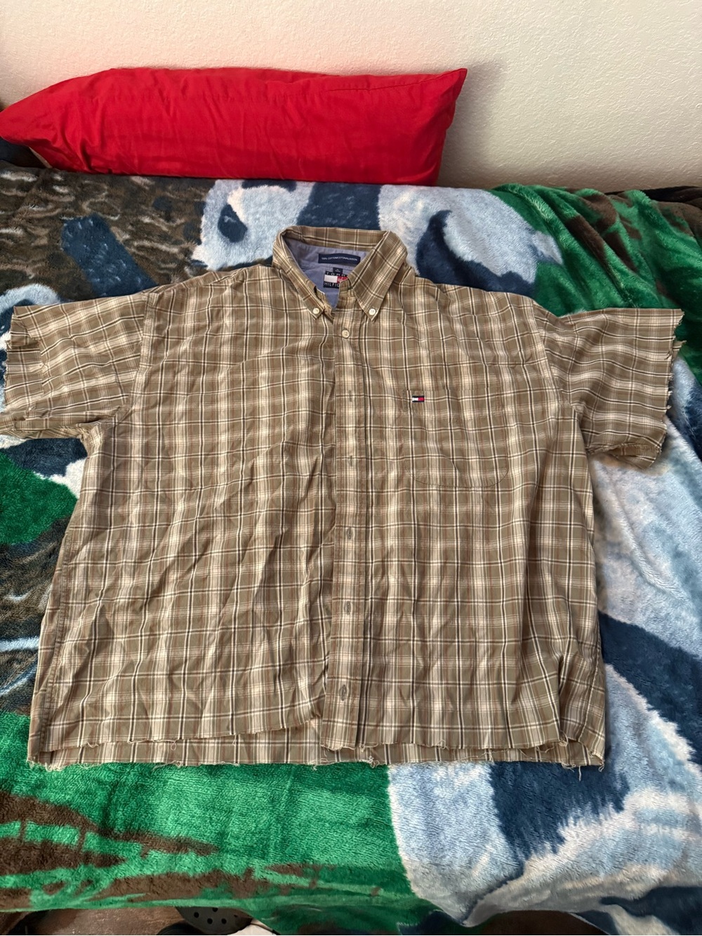 Tommy Hilfiger Short-Sleeve Tan Plaid Button-Down Shirt